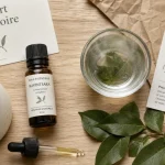 Bienfaits du ravintsara : huile essentielle et inhalation, précautions