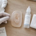 Comment enlever boucle d'oreille de percage : fermoir papillon, soins et sérum physiologique
