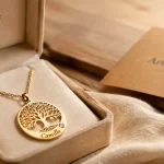 Collier personnalisé prénom arbre de vie avec pierre de naissance